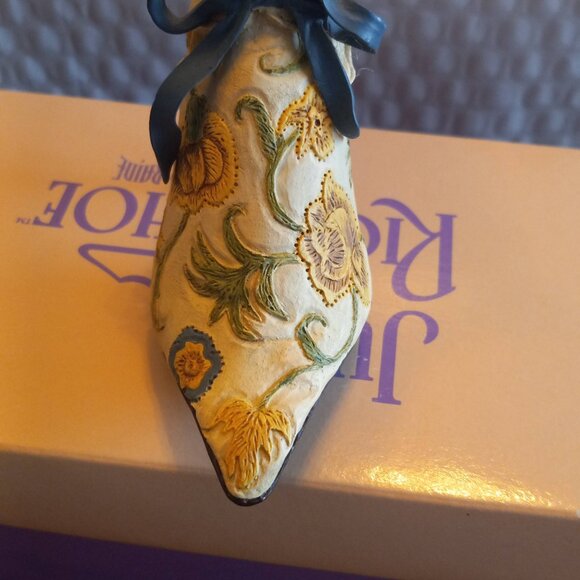 Just The Right Shoe  By Raine Brocade Court Mini Figurine 25002 - Picture 6 of 10